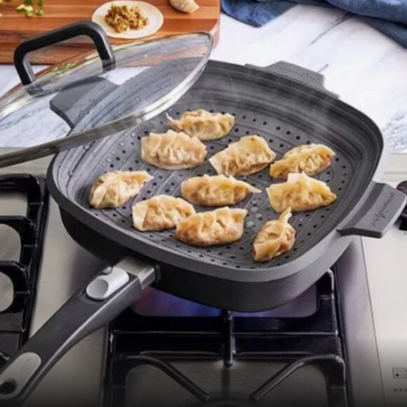 READY TO SHIP!!!! Pampered Chef SIGNATURE NONSTICK SAUTE & STEAM PAN #100368 - Picture 1 of 5